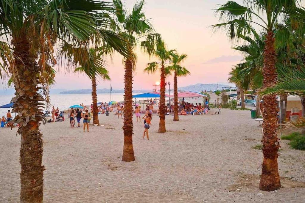 Seaside Apartment Athens Ngoại thất bức ảnh